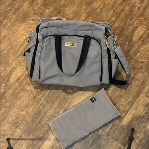 Ju-Ju-Be Black and White Baby Bag